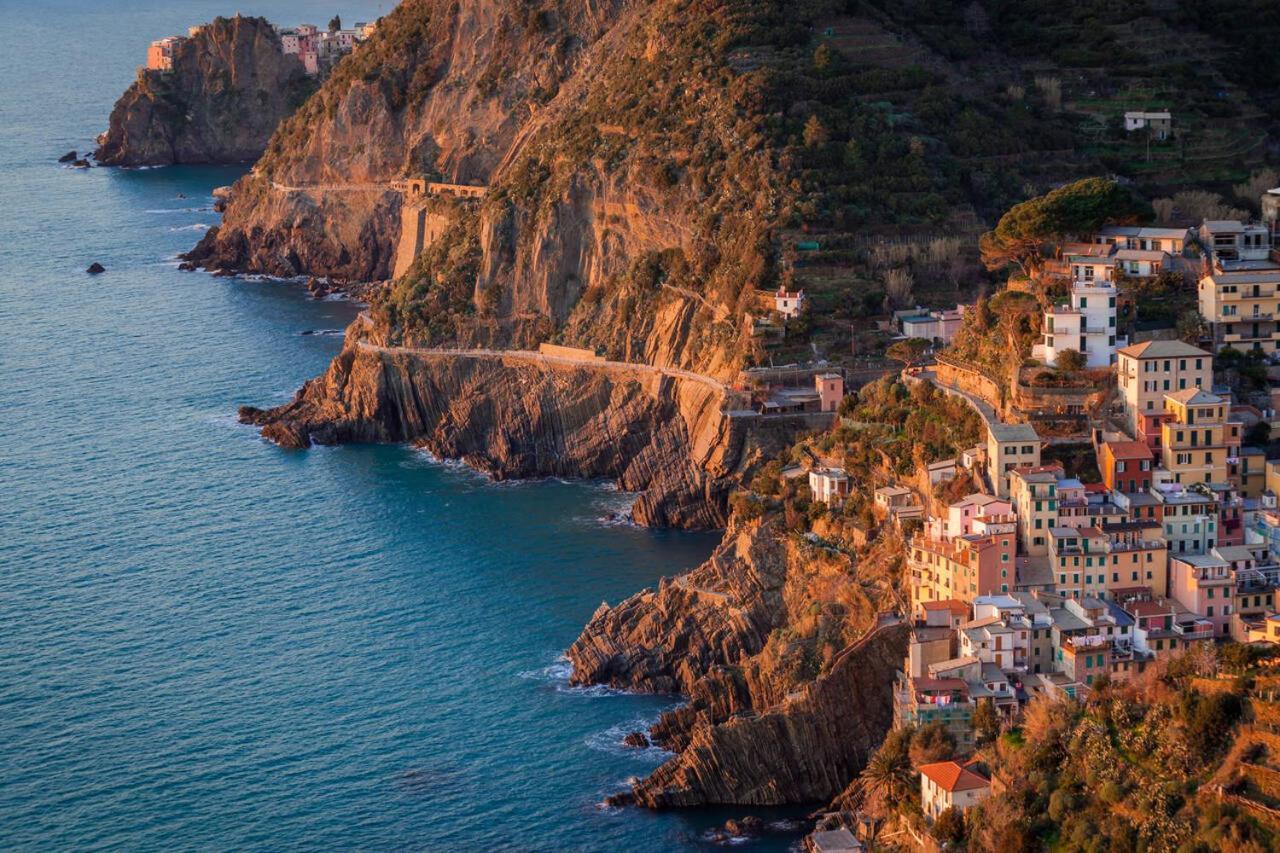 Cercando Le Cinque Terre